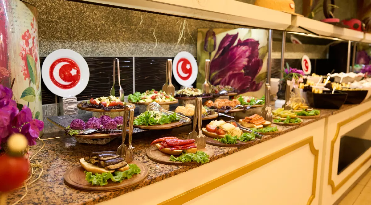 Conceptul de Bufet all-inclusive în Turcia.
