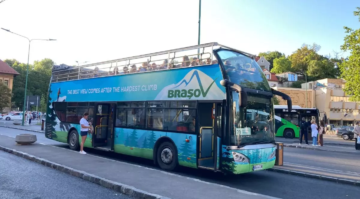 Autobuz supraetajat Brasov- Poiana Brasov