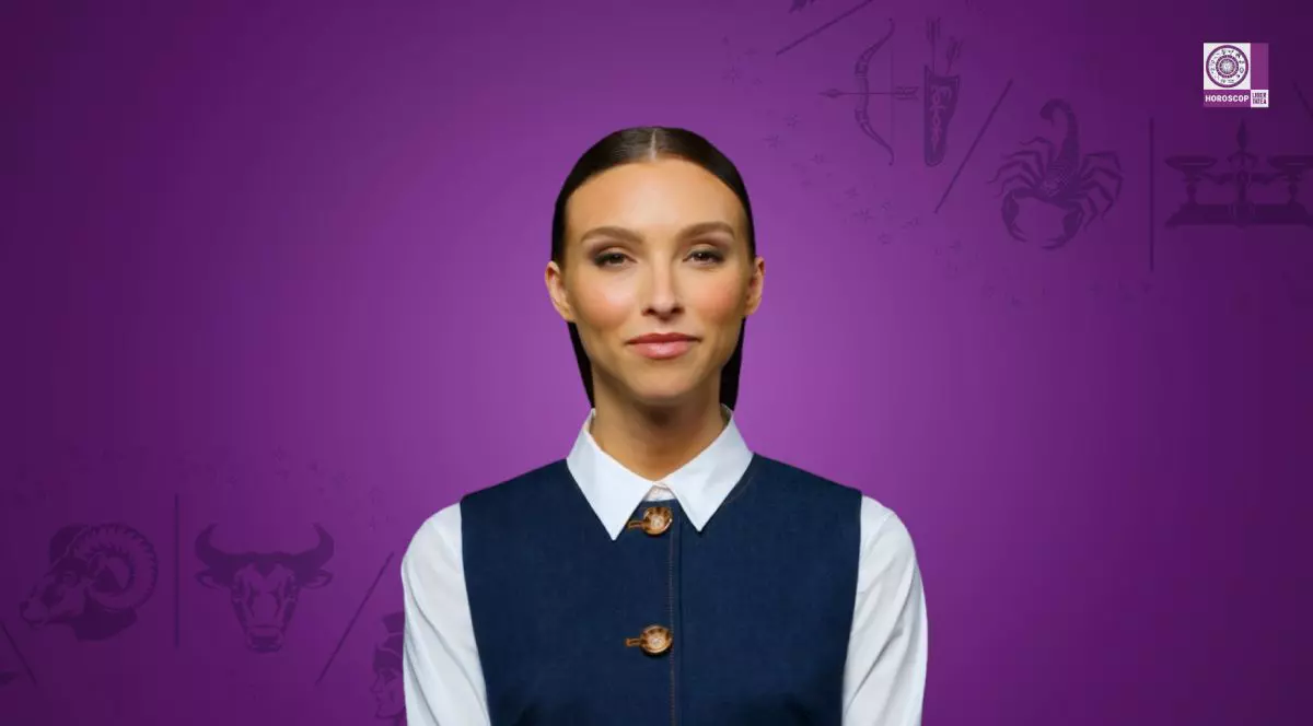 Maria, avatarul creat cu Inteligența Artificială care prezintă rubrica de horoscop pentru Libertatea, pe fundal mov