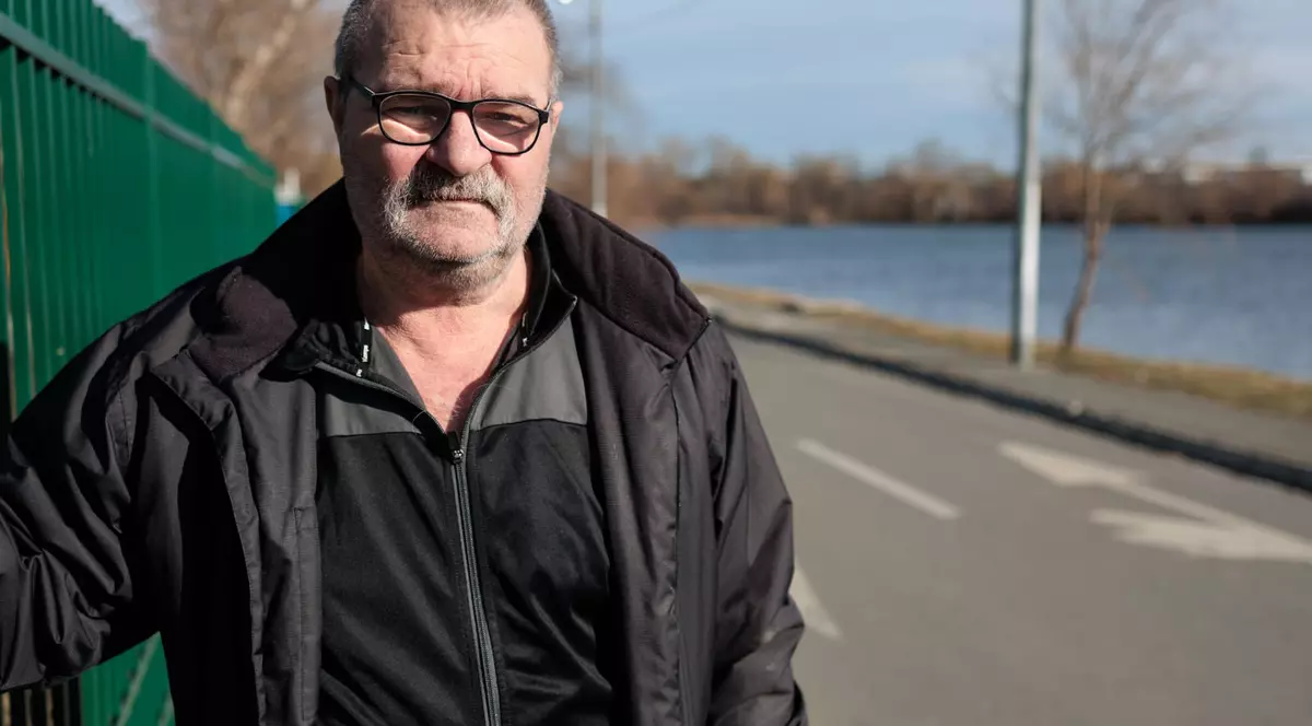 Lui Petre Cozma i-a fost amputat piciorul stâng: „Psihic sunt bine. Decât să stai cu dracul în tine, mai bine te duci la biserică!”