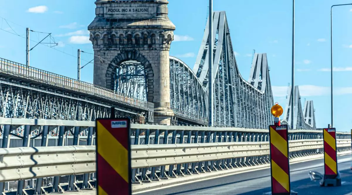 Podul peste Dunăre de la Fetești