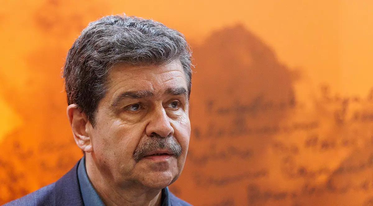 Radu Paraschivescu la Salonul International de Carte Bookfest 2025, editia a XVIII-a, Romexpo, Bucuresti, 30 mai 2025. Inquam Photos / Bogdan Buda