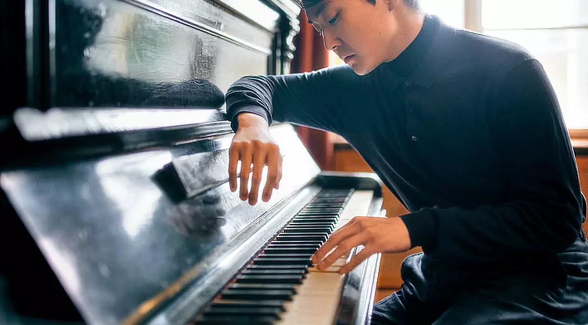 Pianistul Seong-Jin Cho debutează în România la Festivalul Enescu, alături de Orchestra dell’Accademia Nazionale di Santa Cecilia din Roma 