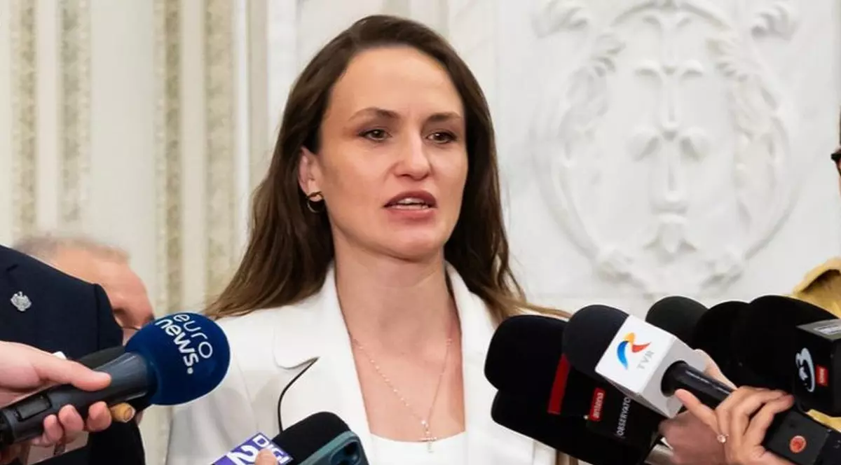 Oana Țoiu este ministru USR de Externe din iunie 2025