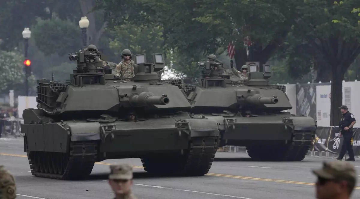 Tancul Abrams, la parada militară de la Washington organizată pentru Donald Trump