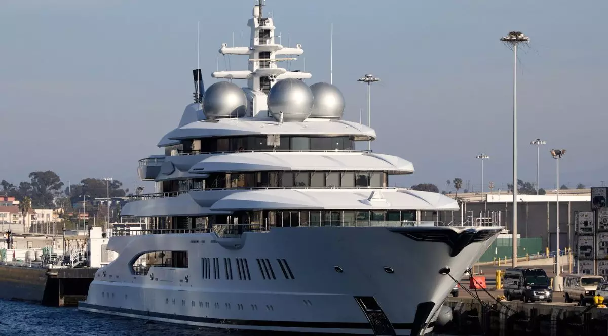 Amadea, iahtul de lux confiscat de la oligarhul rus Suleiman Kerimov