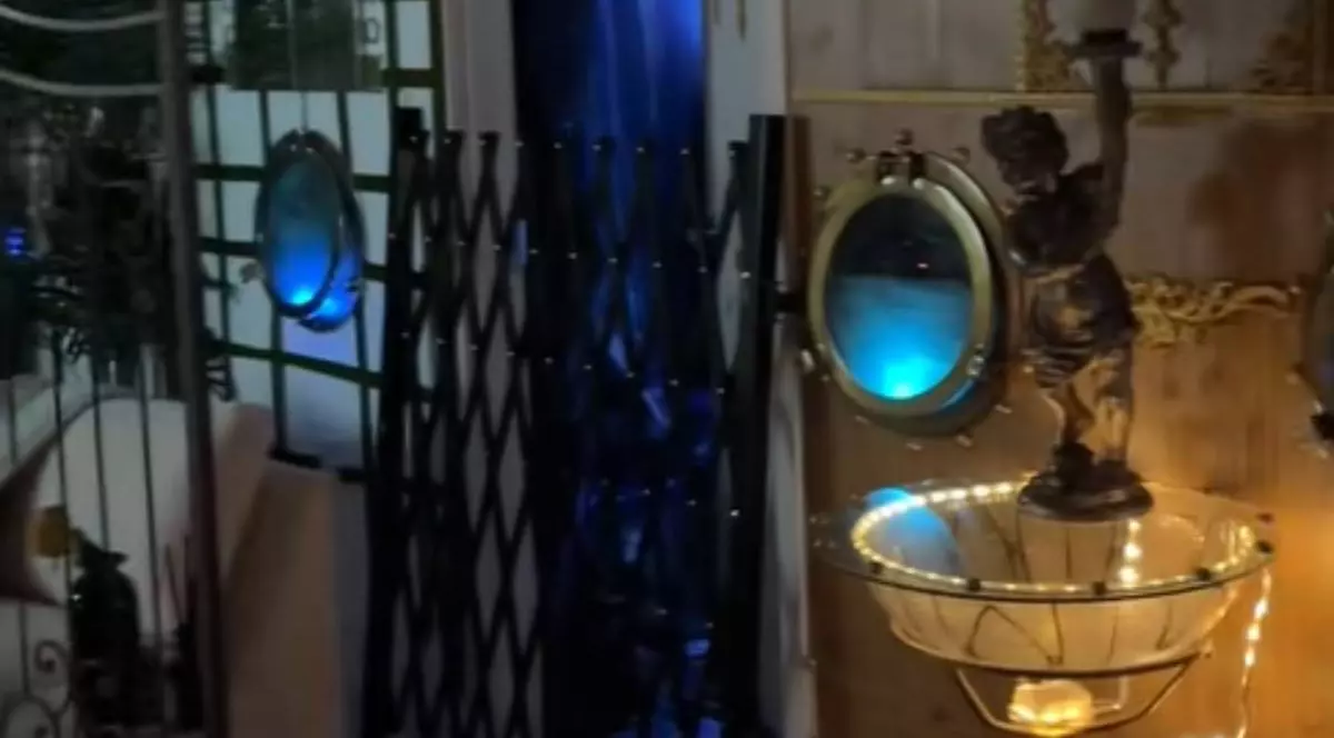 Imagine din apartamentul inspirat din Titanic