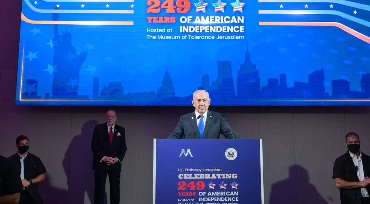 Benjamin Netanyahu ține un discurs la o recepție a Ambasadei Statelor Unite la Ierusalim Foto: Profimedia