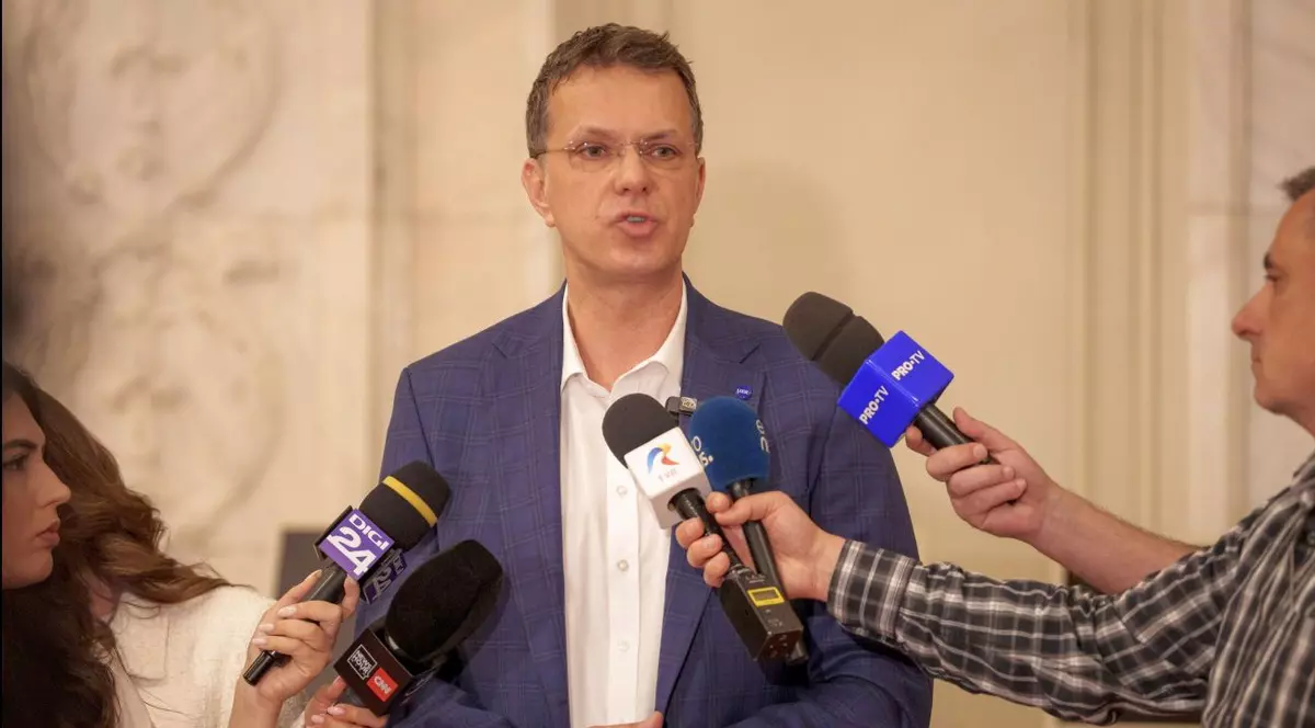 Ionuț Moșteanu este ministrul USR al Apărării din iunie 2025