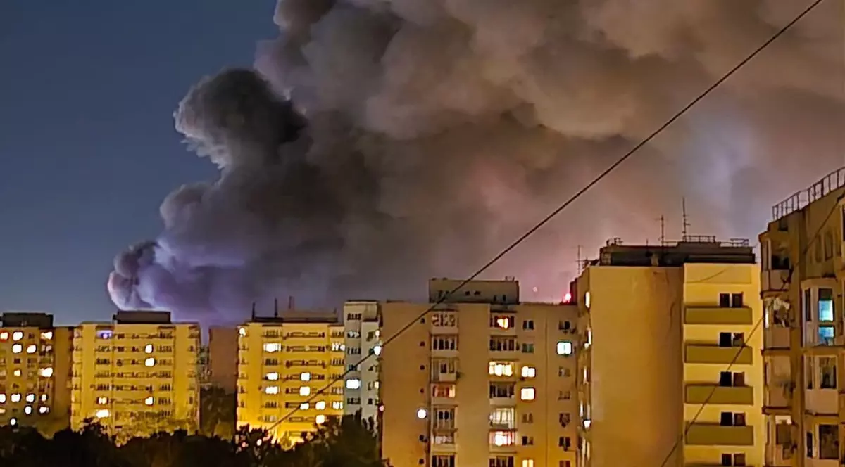Degajări mari de fum. Foto Facebook Meteoplus