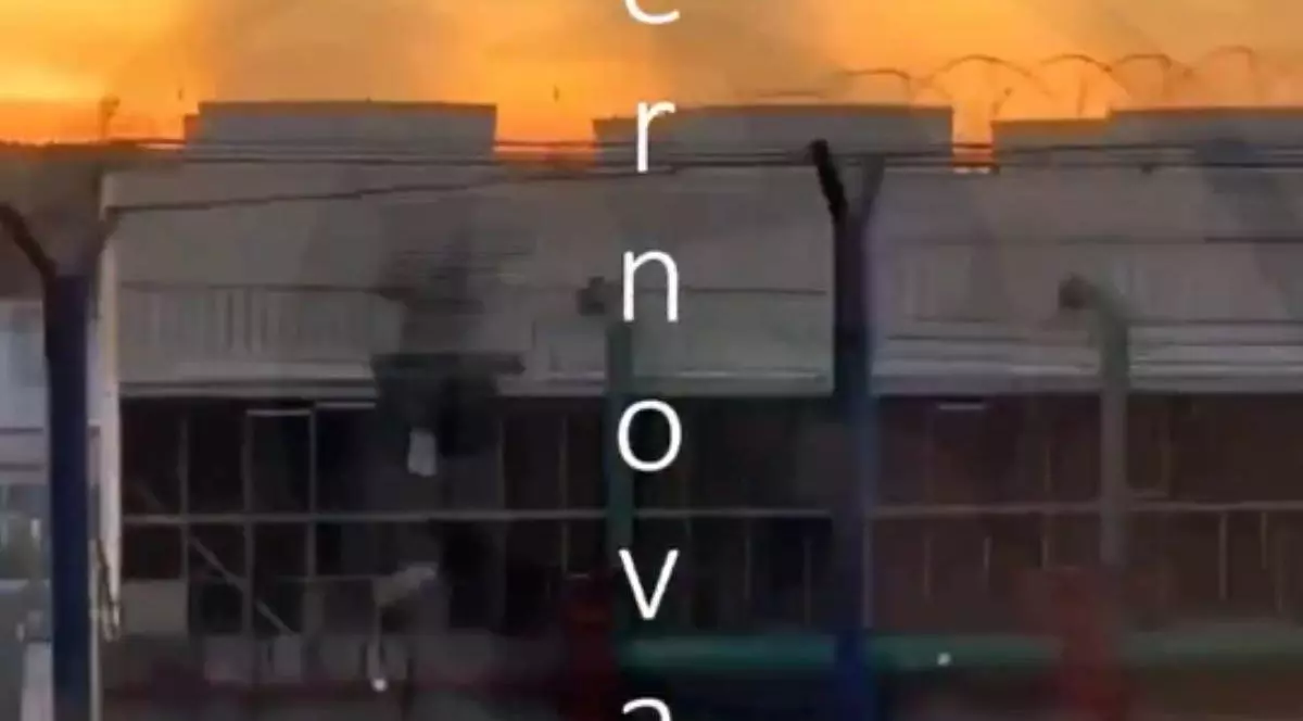 Imagine cu fabrica Metafrax Chemicals din regiunea Perm Krai, Rusia. Aceasta a fost lovită de o dronă ucraineană