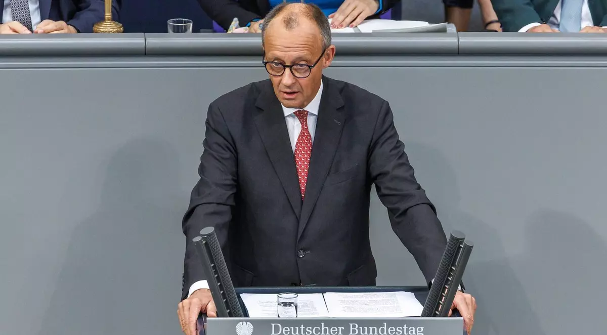 Friedrich Merz, în timpul discursului din Bundestag Foto: Profimedia