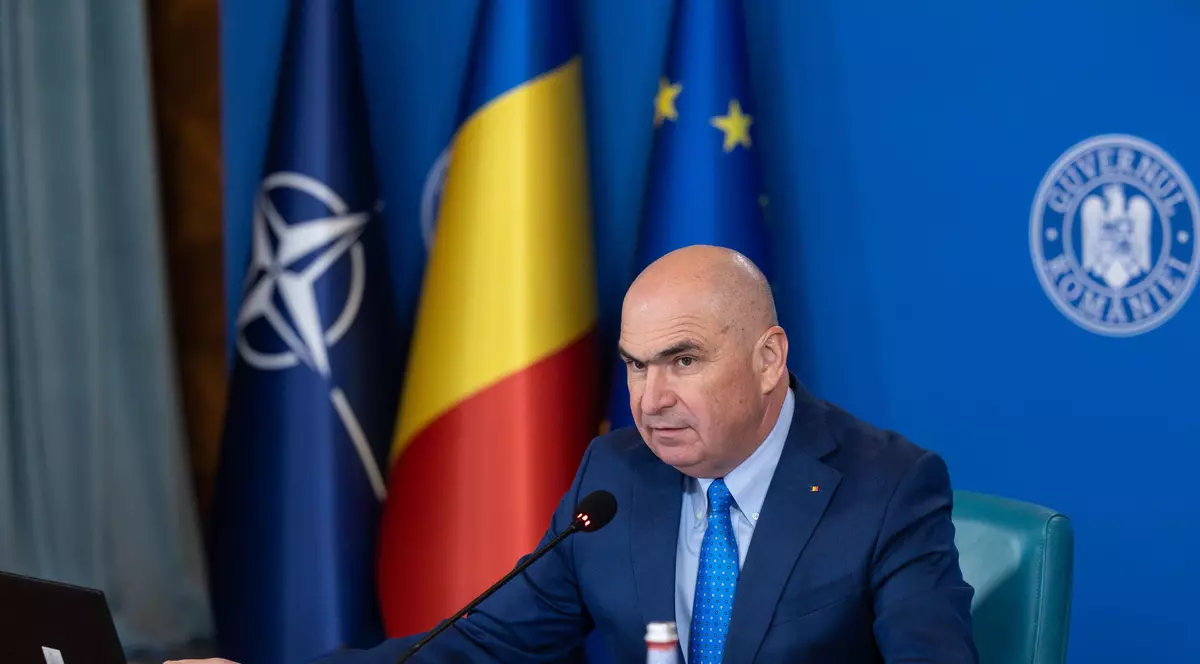 Ilie Bolojan, premierul Romaniei intr-o sedinta de guvern