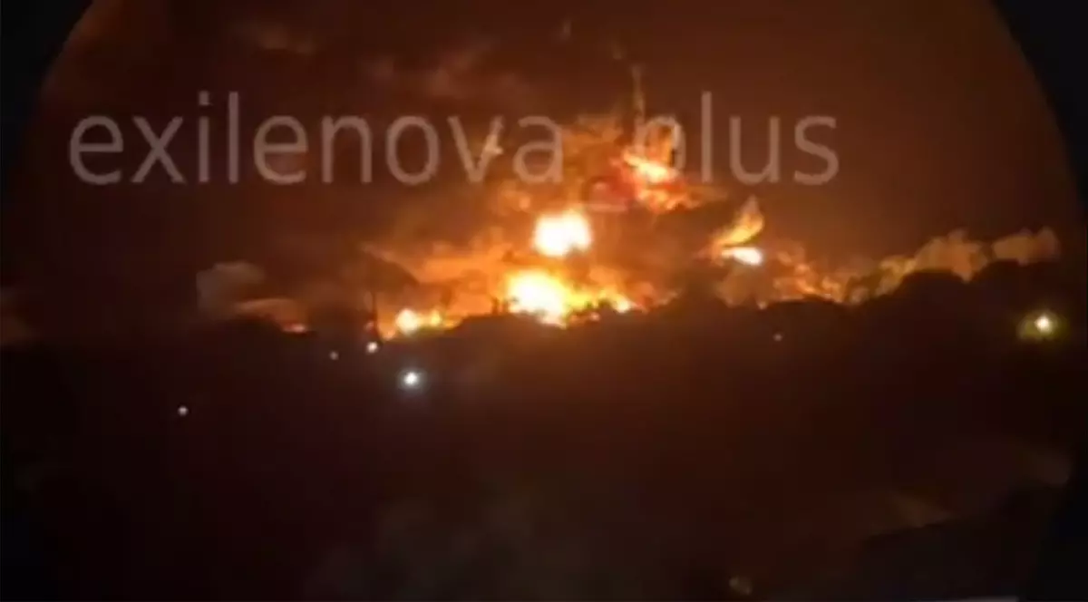 Incendiu la un depozit de petrol rusesc după un atac ucrainean în Luhansk, la începutul lunii septembrie 2025. Foto: Profimedia.
