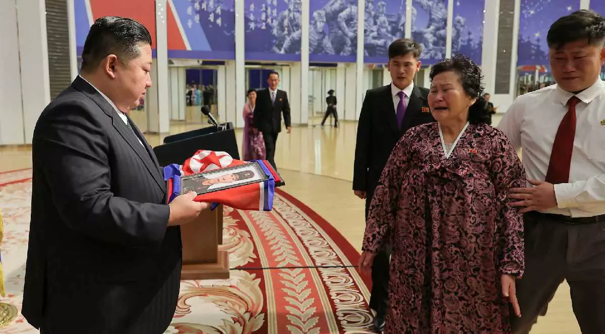 Kim Jong-un, liderul suprem din Coreea de Nord consolează familiile soldaților morți în războiul din Ucraina