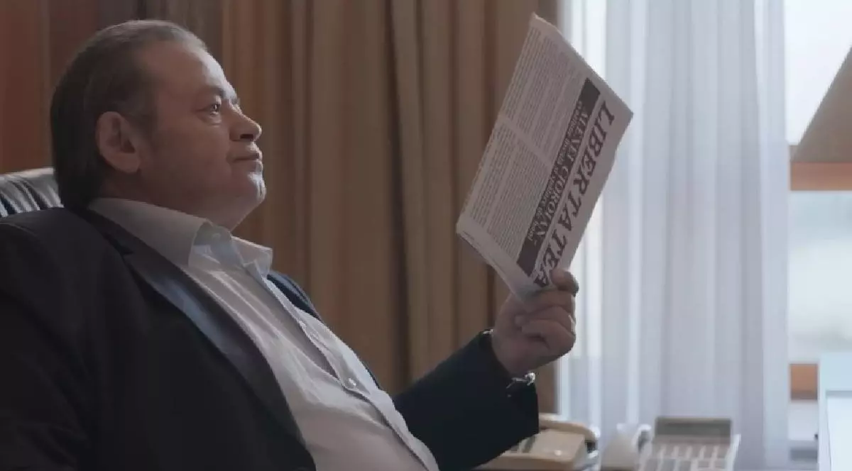 Ziarul Libertatea, ținut în mână de președintele Republicii Moldova din serialul Plaha