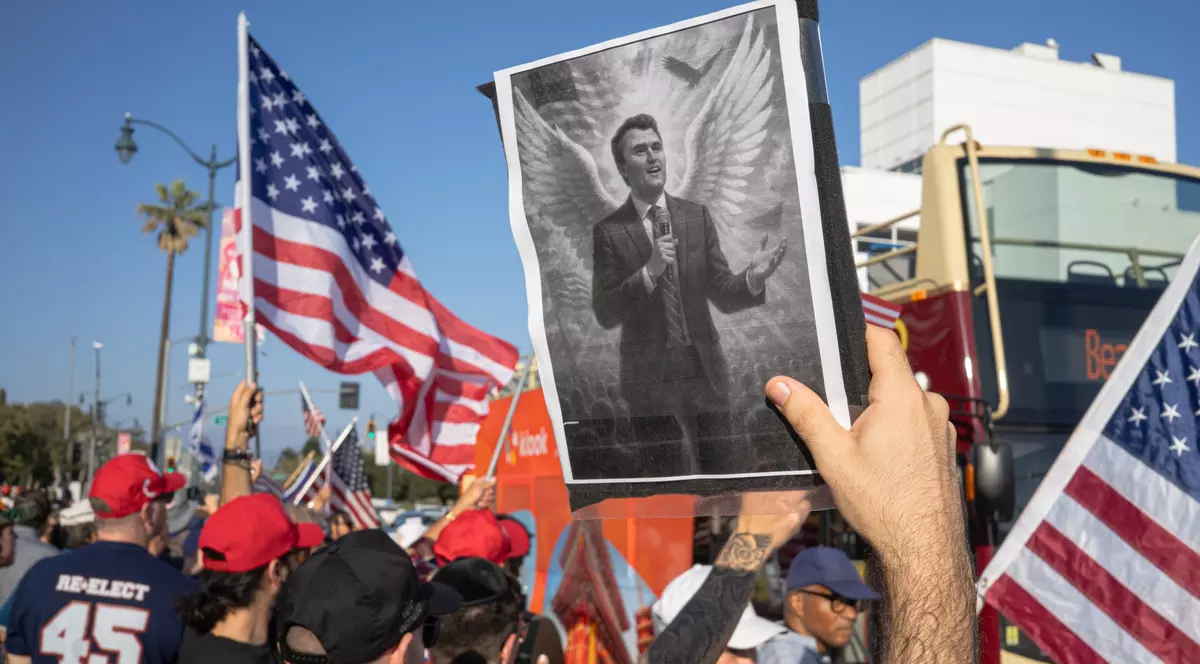 miting pentru libertate în Beverly Hills pentru activistul politic Charlie Kirk