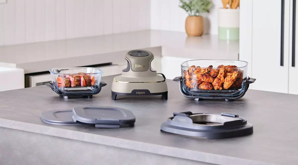NINJA CRISPi, primul airfryer portabil cu recipient de sticlă, a ajuns în România