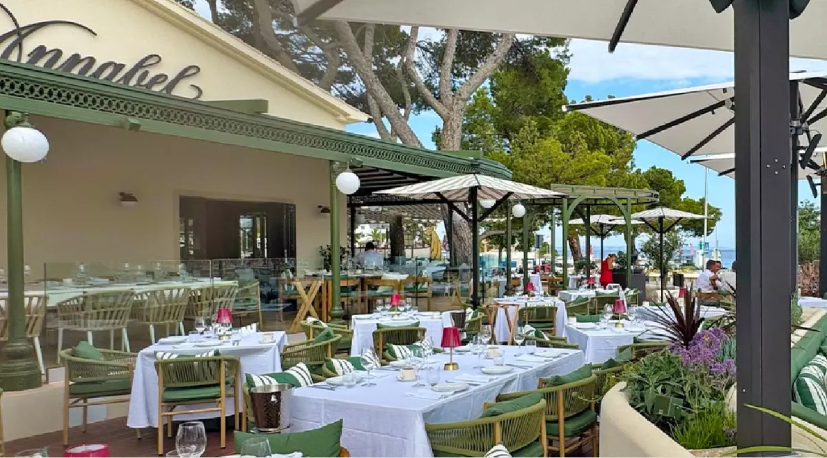 Nota uriașă de plată de 63.000 de euro, explicată de patronul restaurantului din Mallorca: „Peștele de 45.000 de euro nu era, de fapt, pește!”. Cine a plătit masa