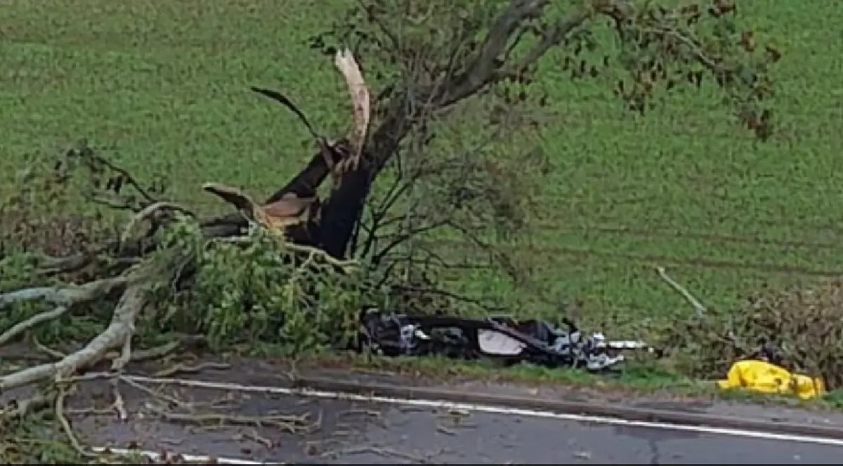 Masina s-a transformat într-un morman de fiare