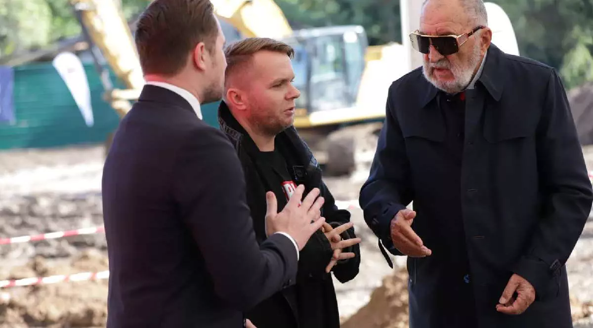 Discuție între Stelian Bujduveanu, Codin Maticiuc și Ion Tiriac