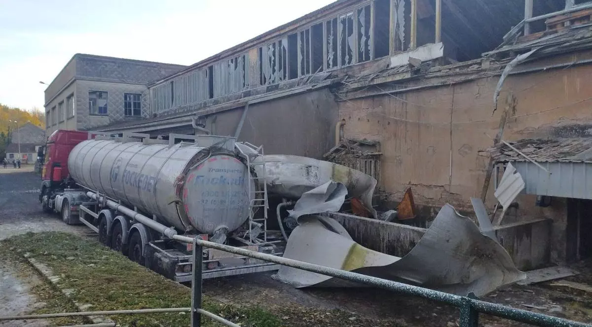 Un rezervor lipit de o clădire a uzinei de finisare textilă a explodat la Munster, iar geamurile clădirii s-au spart, 13 noiembrie 2025, Franța