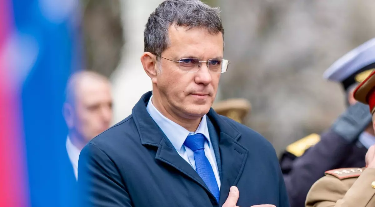 Ministrul Ap&#259;r&#259;rii a explicat de ce pilo&#539;ii germani nu au dobor&acirc;t drona ruseasc&#259; ajuns&#259; &icirc;n spa&#539;iul aerian al Rom&acirc;niei