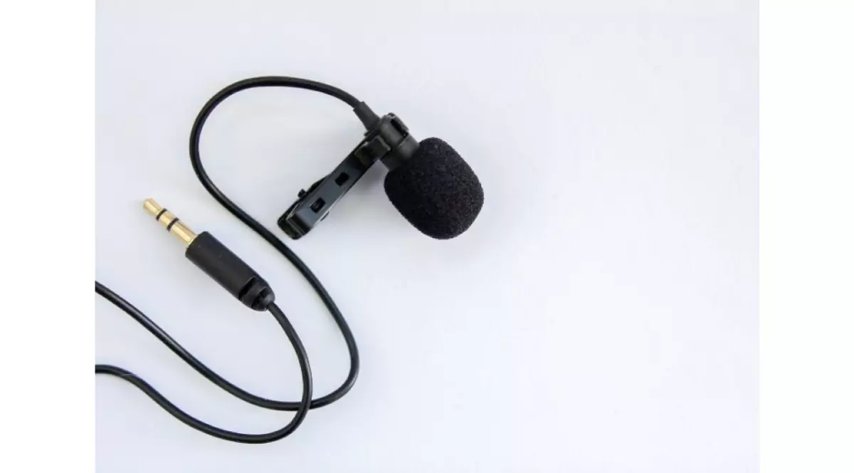Când ai voie să folosești un microfon spion și când riști sancțiuni: reguli legale și morale