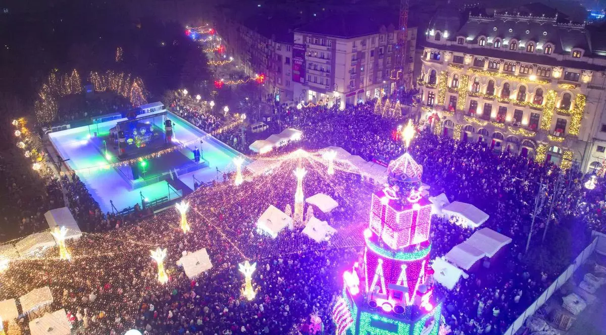Târgul de Crăciun Craiova 2025 este deschis până pe 4 ianuarie 2026. Foto: Primăria Craiova