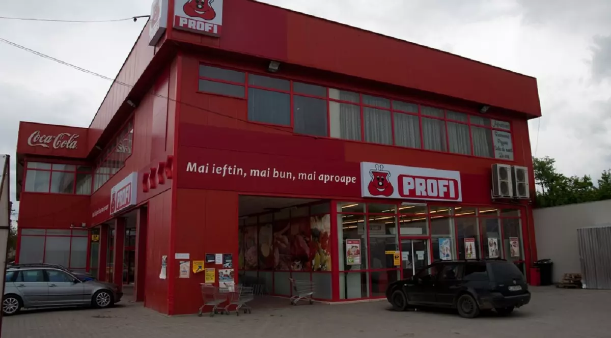 Program Profi de Crăciun 2025 - Imagine cu un mgazin Profi din Huedin