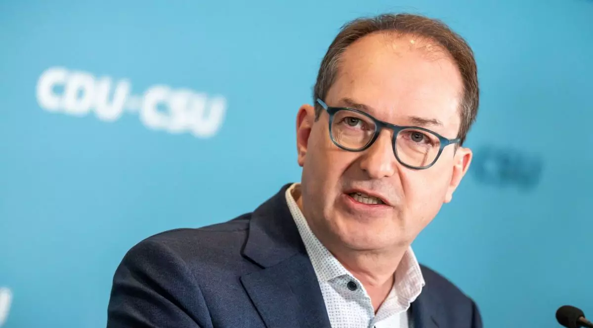 Alexander Dobrindt, ministrul de Interne al Germaniei, dă o declarație după întâlnirea fracțiunilor din Bundestagul german, Berlin, 14 martie 2025