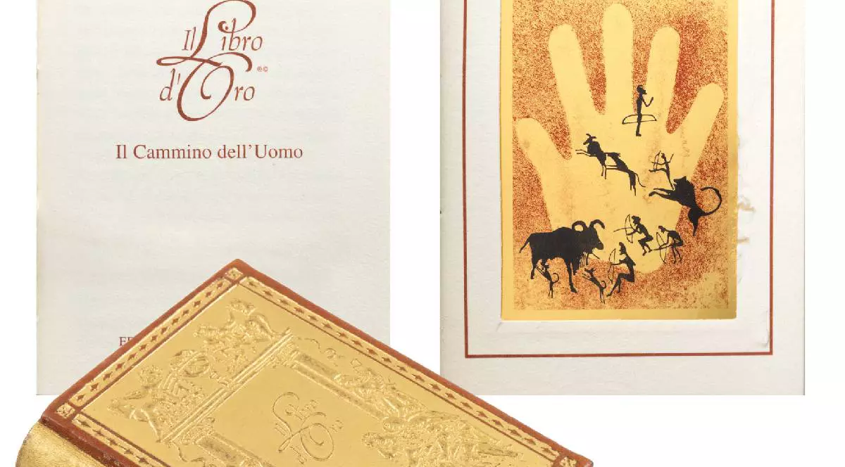 Una dintre cele mai spectaculoase piese este „Cartea de Aur (Il Libro d»Oro)”, un volum unic realizat din foițe de aur de 24 de carate, cu puritate 999,9