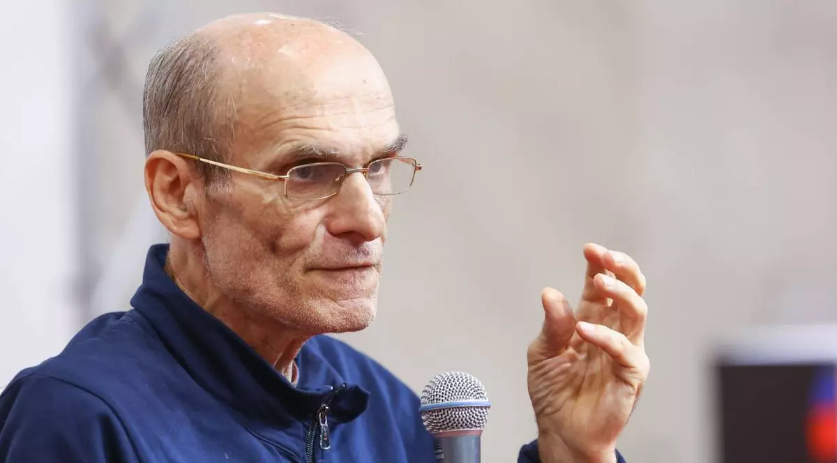 Cristian Tudor Popescu a remarcat că Nicușor Dan nu îl susține pe Ilie Bolojan „Poate îl va sacrifica”