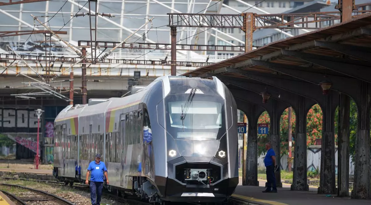 Ceremonia de lansare a trenului automotor Leon, proiectat si construit de Electroputere VFU Pascani, la Gara de Nord din Bucuresti, joi, 19 iunie 2025
