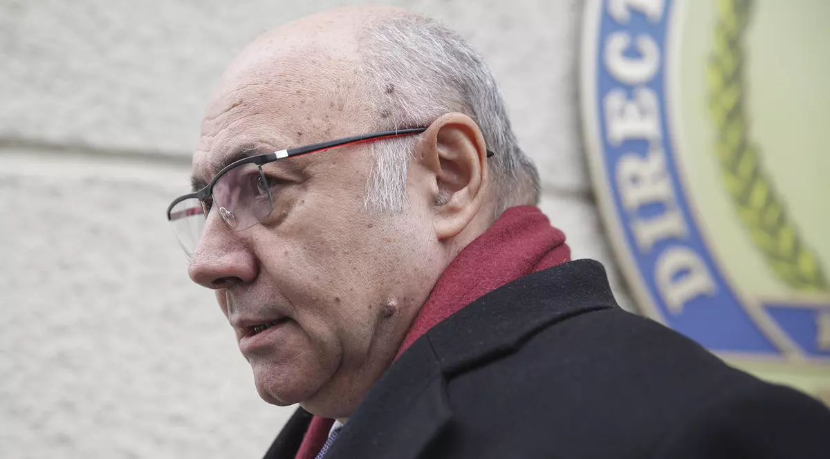 Fostul presedinte al CNAS, Irinel Popescu, se prezinta la sediul Directiei Nationale Anticoruptie, in Bucuresti, miercuri, 7 decembrie 2016. Inquam Photos / Liviu Florin Albei