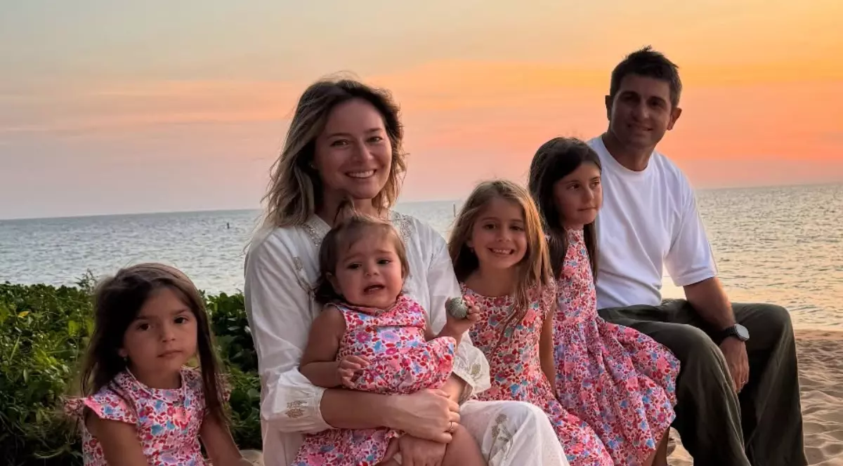 Laura Cosoi a ajuns la spitalul din Thailanda, la c&acirc;teva zile după ce a anunțat că este &icirc;nsărcinată pentru a cincea oară. &bdquo;Doamne-ajută!&rdquo;