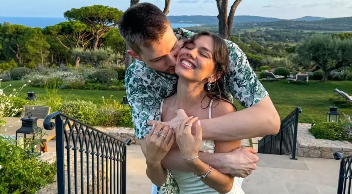 Mira și Levi Elekes s-au despărțit după o relație de patru ani