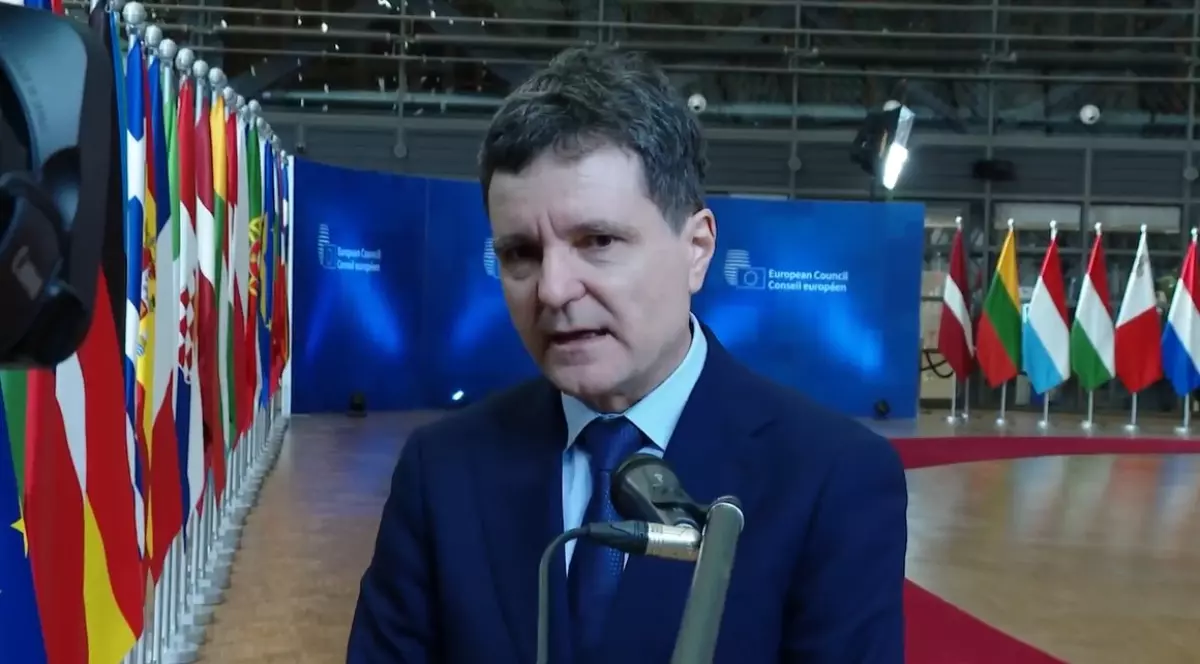 Președintele României, Nicușor Dan, în timpul conferinței de presă din Parlamenut European