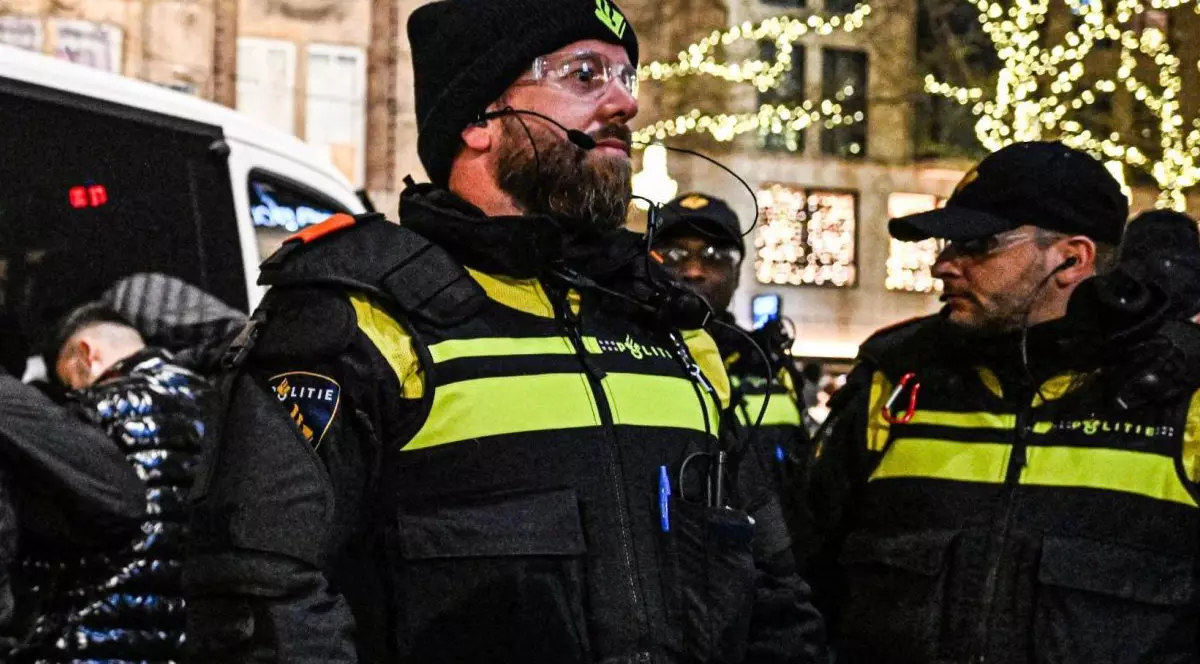 Poliția din Amsterdam, copleșită de numărul mare de furturi auto. Imagine cu caracter ilustrativ.