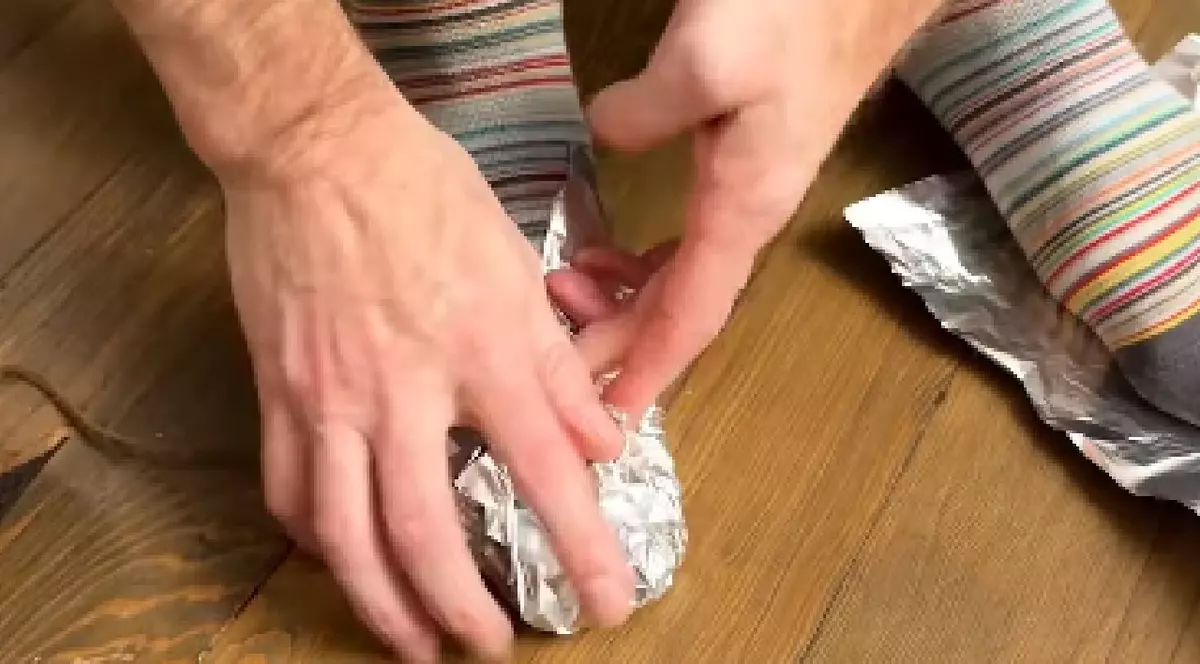 Ce să faci ca să nu-ți înghețe picioarele. Trucuri eficiente pentru zile geroase