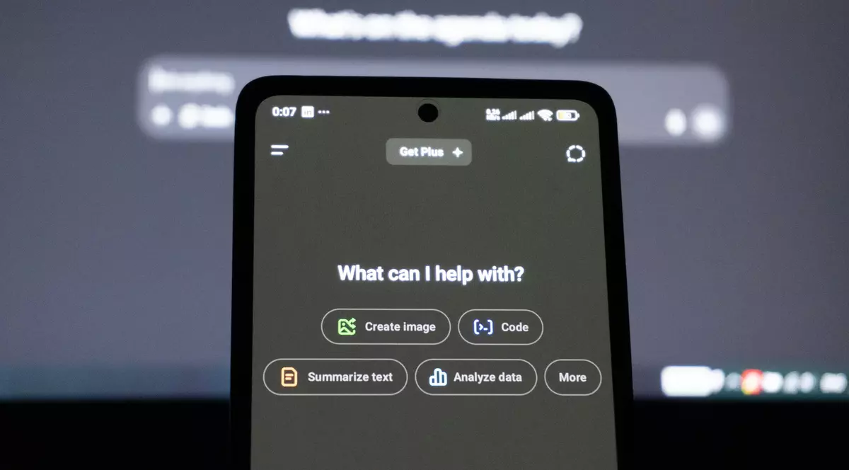 4 din 10 respondenți folosesc inteligența artificială de mai multe ori pe zi pentru job sau în viața personală