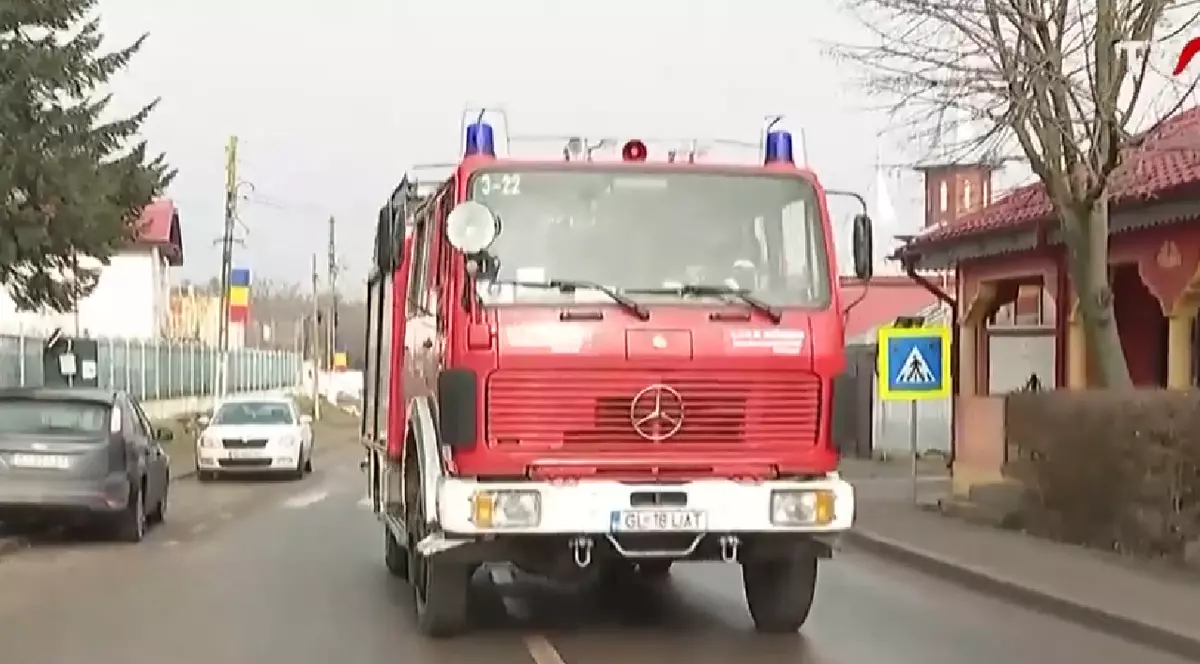 Autospeciala serviciului de pompieri voluntari din Draguseni, județul Galati