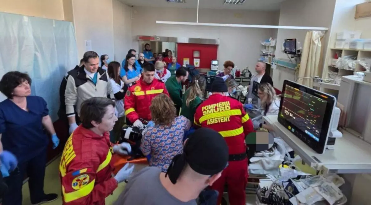 Cu toate eforturile medicilor, femeia însărcinată nu a putut fi salvată