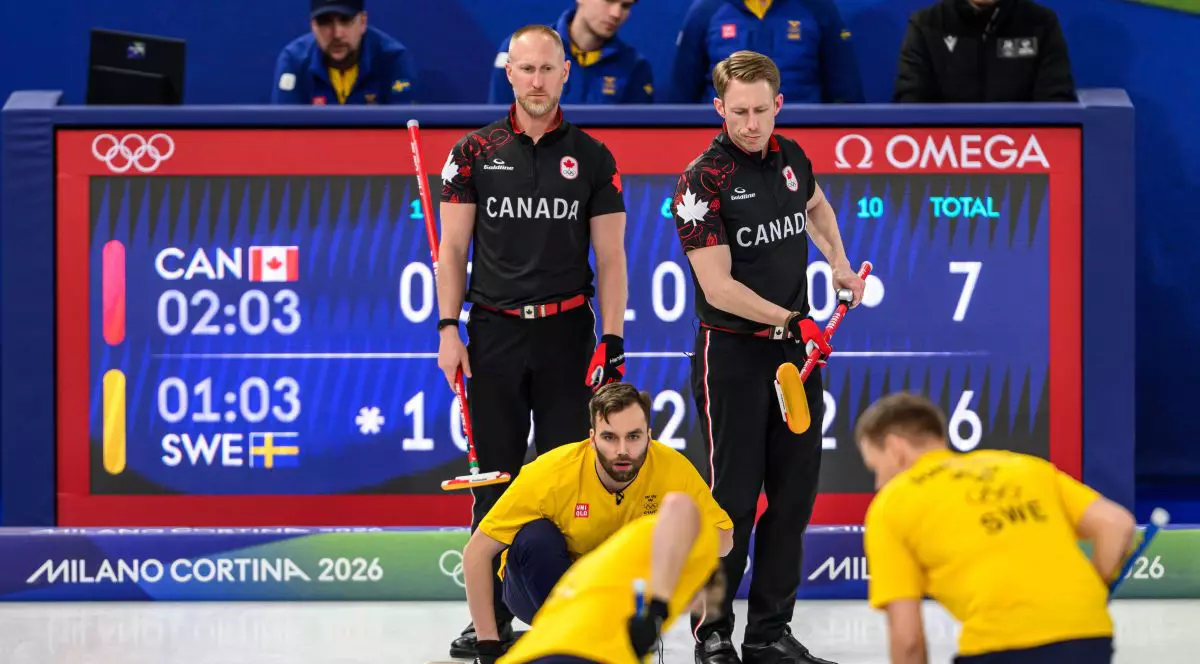 Imagine din timpul partida de curling Canada - Suedia de la Jocurile Olimpice de iarnă 2026, 13 februarie 2026