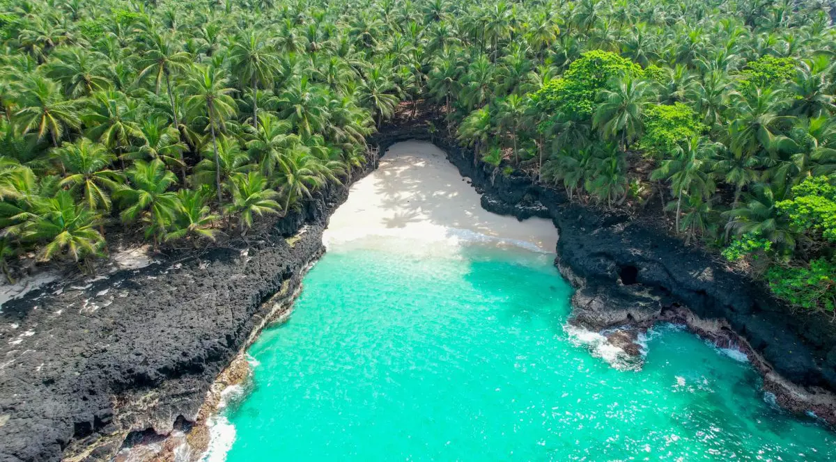 Plajă din Sao Tome și Principe, Africa Centrală.