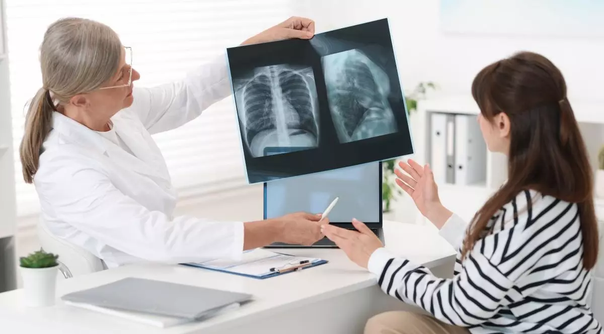 Românii asigurați vor avea dreptul la a doua opinie medicală gratuită, decontată de asigurările de sănătate