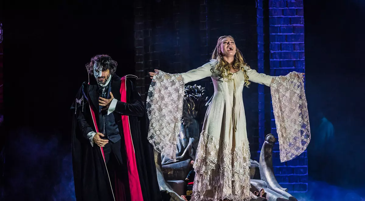 Irina Baianț, despre „Fantoma de la Operă” - crezul unei soprane într-un spectacol fenomen, jucat cu casa închisă. „Cel mai îngăduitor învățător, îngerul muzicii”