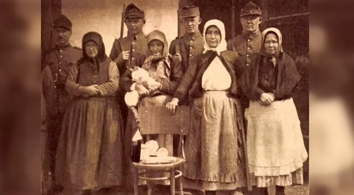 Otrăvitoarele din Şiria. Povestea femeilor care își omorau bărbaţii cu hârtie de muşte, topită într-o „apă fermecată” de băbăreasa satului