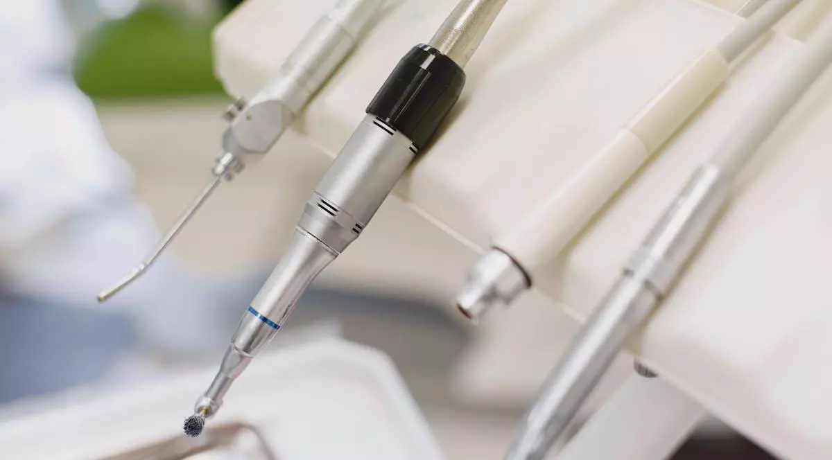 Inovațiile în tratamente stomatologice: cele mai moderne mijloace pentru un zâmbet perfect