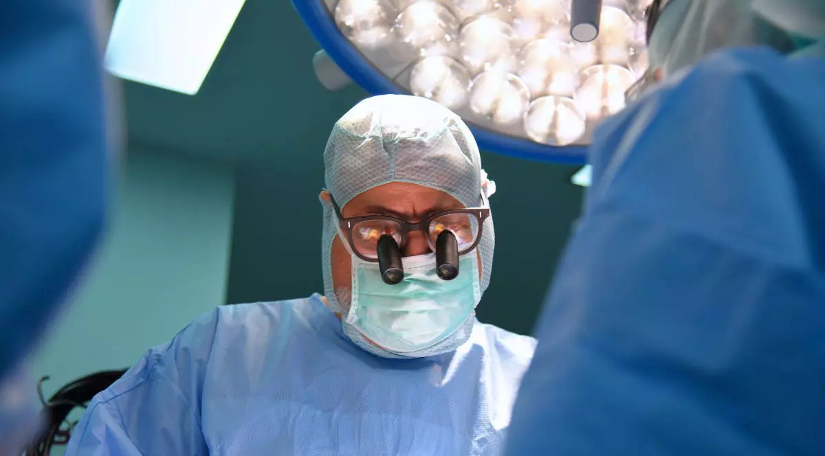 Nu mai putea face tratamentul care o ținea în viață. Cum a fost salvată o femeie